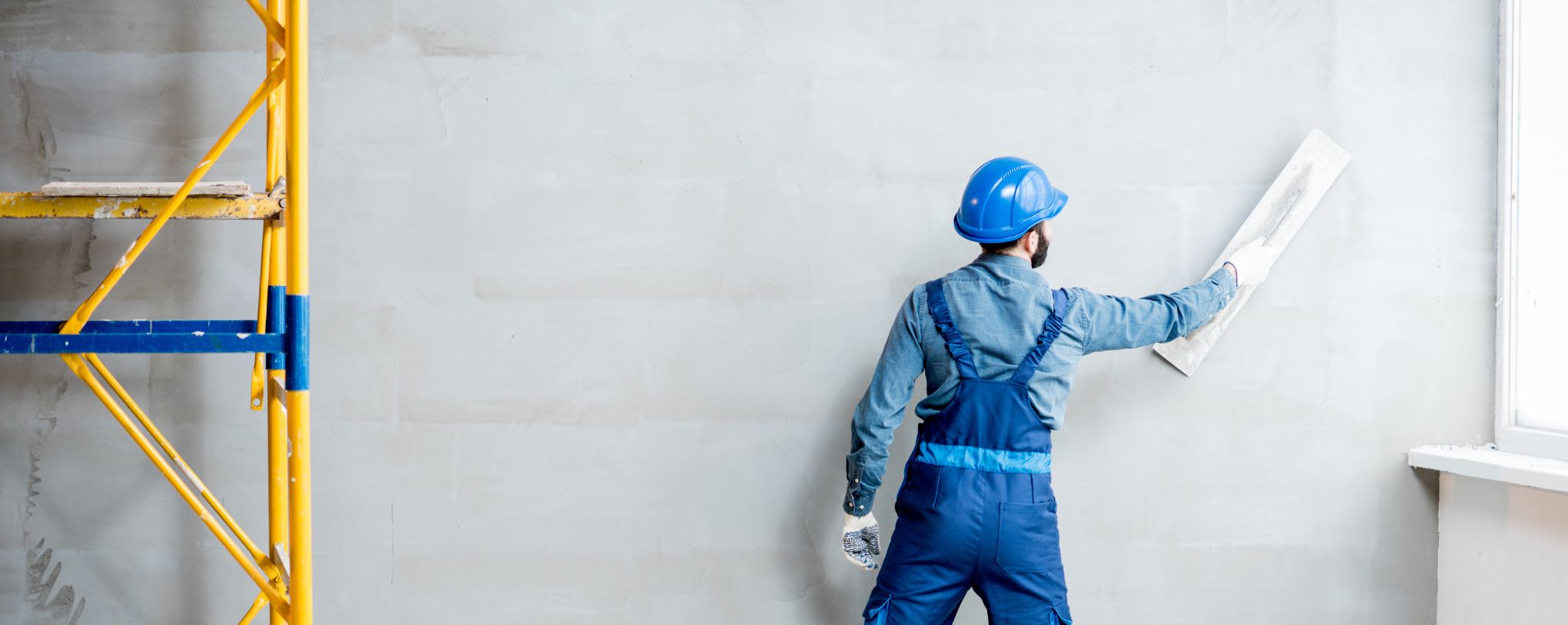 How Much Does Plastering Cost in Canada?